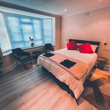 Modern 3 Ground Floor Parking And Garden Apartment Bournemouth Exterior foto