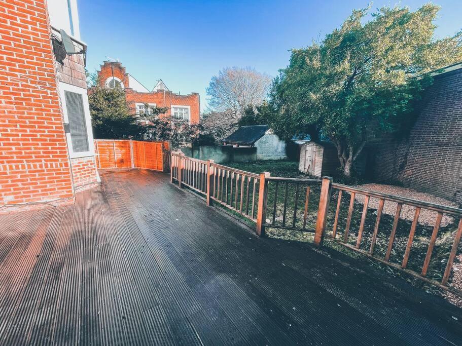 Modern 3 Ground Floor Parking And Garden Apartment Bournemouth Exterior foto